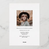 Trendige Serif-Abschluss mit mehreren Fotos Folieneinladung (Rückseite)