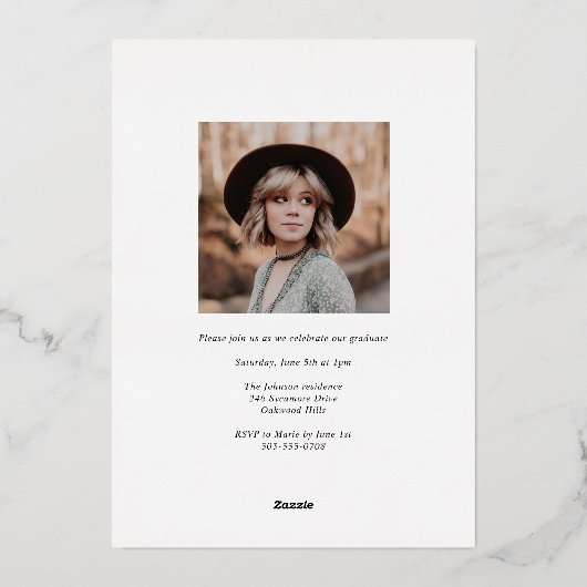 Trendige Serif-Abschluss mit mehreren Fotos Folieneinladung (Rückseite)