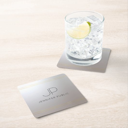 Trendige Vorlage Gold Silver Initial Monogram Rechteckiger Pappuntersetzer (Vor Ort)