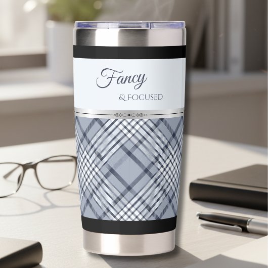 Trendiger blauer Karo-Fancy-und-Focused-Reisebeche Thermobecher