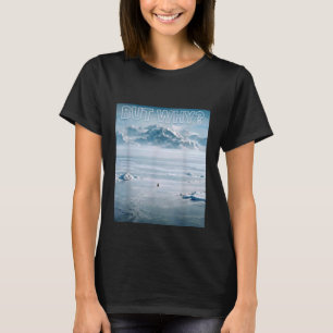 Trendiger nihilistischer Pinguin Aber warum? T-Shirt