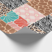 Trendiger Patchwork-Tierdruck & Blumenmuster-Einwi Geschenkpapier (Ecke)