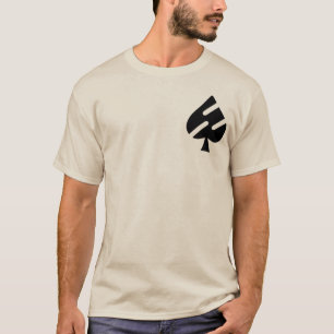 Trendiger T - Shirt mit einzigartigem Stil
