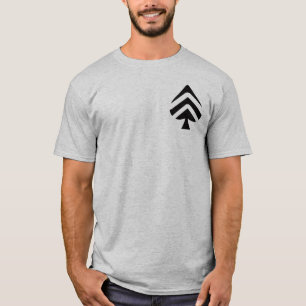 Trendiger T - Shirt mit einzigartigem Stil