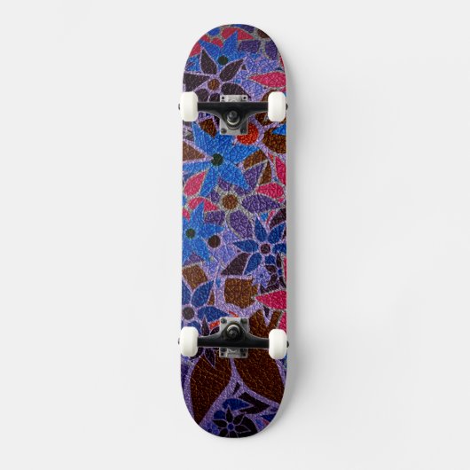 Trendiges Blumenmuster #12 Skateboard (Vorderseite)