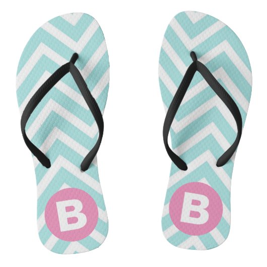 Trendiges Hellblau-Chevron-Rosa-Monogramm Badesandalen (Fußbett)
