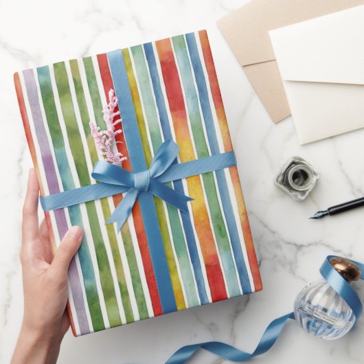 Trendiges Regenbogen-Farben-Streifenmuster Geschenkpapier (Schenken)