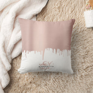 Trendiges Rosa Gold Metall Tröpfchen Monogramm Kissen