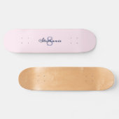 Trendiges rosafarbenes Monogramm Skateboard (Horizontal)