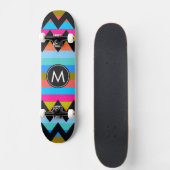 Trendiges Zickzack Streifenmuster #4 Skateboard (Vorne)