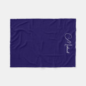 Trending Handwriting Name Small Elegant Dark Blue Fleecedecke (Vorderseite (Horizontal))