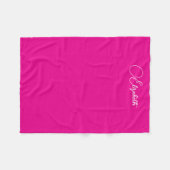 Trending Typografy Script Name Small Hot Pink Fleecedecke (Vorderseite (Horizontal))