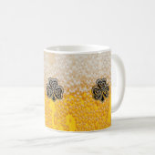 Trendlustiges Bier Irisches Glück Kleeblatt Kaffeetasse (VorderseiteRechts)