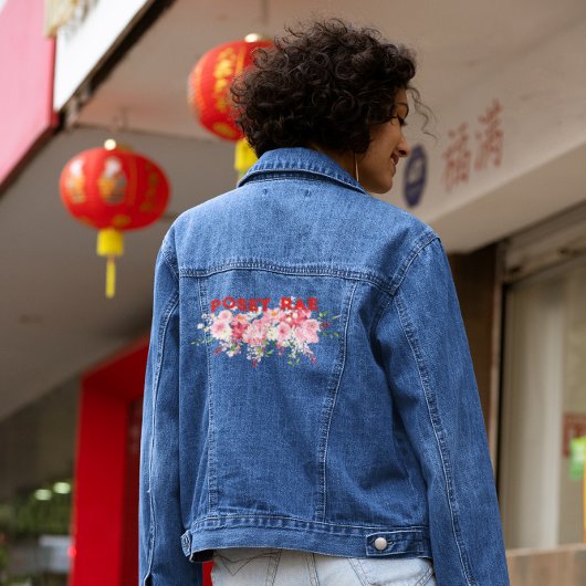 Trendrotes und rosafarbenes Monogramm Jeansjacke