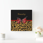 Trendschwarz und Gold Leopard Print Red Ribbon Bow Quadratische Wanduhr (Zuhause)