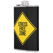 Trendstress Free Zone Zitat gelb schwarz Flachmann (Links)
