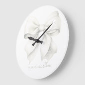 Trendweißer Bow Personalisiert mit Name Monogram Große Wanduhr (Winkel)