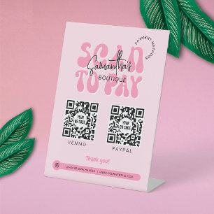Trendy 2 QR Codes scannen, um Retro Pink Shop zu b Sockelschild