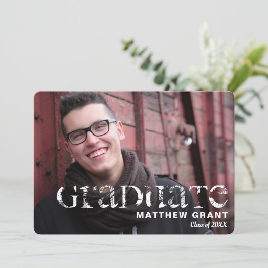 Trendy Abschluss Celebration Einladung (Stehend Vorderseite)