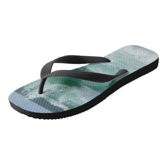 Trendy Beach Seaside Sea Waves Sand Template Badesandalen (Schrägansicht)
