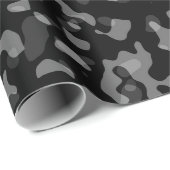 Trendy Black and Gray Camouflage Pattern Geschenkpapier (Rolleneckpunkt)