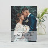 Trendy Black and White Full Photo Art Wedding Save The Date (Stehend Vorderseite)