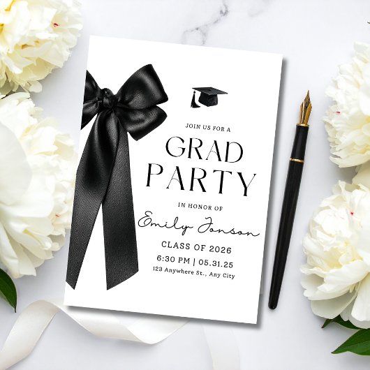 Trendy Black Bow Graduation Party Coquette Grad  Einladung