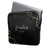 Trendy Black & Gold Marble Script Monogram Name Laptopschutzhülle (Vorderseite Links)