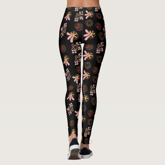 Trendy Black Pattern Leggings (Rückseite)