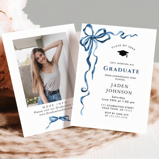 Trendy Blue Bow Coquette FOTO Graduation Party Einladung
