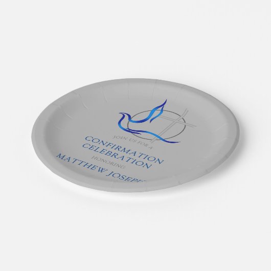 Trendy Blue und Gray Cross Dove Bestätigung Pappteller (Schrägansicht)