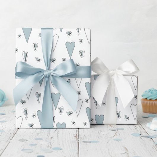 Trendy Blue und White Gender Neutral Hearts Geschenkpapier