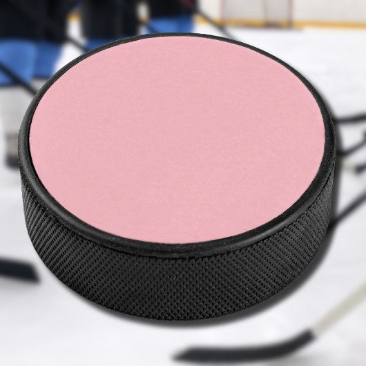 Trendy Blush Pink Solid Color | Klassisches Elegan Eishockey Puck