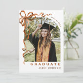 Trendy Boho Bow Ribbon 2 FOTO Graduation Party Einladung (Stehend Vorderseite)