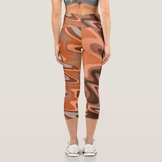 Trendy boho braun, Abstrakt Capri Leggings (Rückseite)