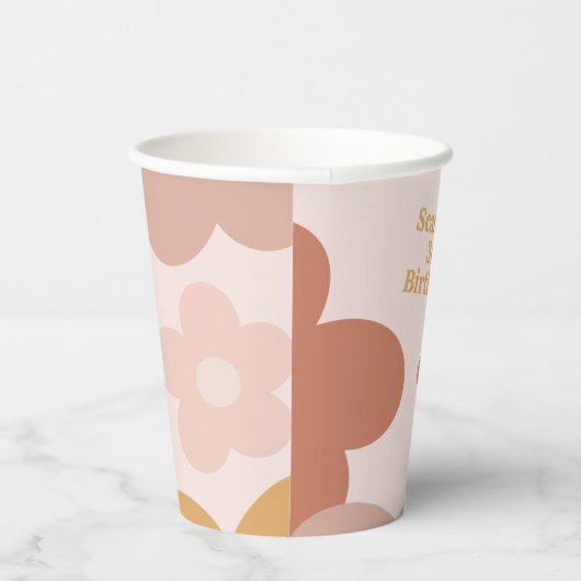 Trendy Boho Daisies Pappbecher (Rechts)