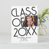 Trendy Bold Black Typografy Foto 2023 Abschluss Ankündigung (Stehend Vorderseite)