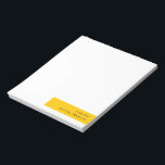 Trendy Bold Mustard Yellow Minimal einfach Notizblock<br><div class="desc">Ein stilvolles,  minimalistisches personalisiertes Notizblock-Design mit moderner Typografie,  das sich leicht mit Ihrem eigenen Namen personalisiert machen lässt. Das Design verfügt über ein stilvolles horizontales Banner in Senfgelb.</div>