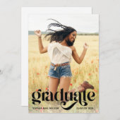 Trendy Bold Typografy Overlay Foto Grad Party Einladung (Vorne/Hinten)