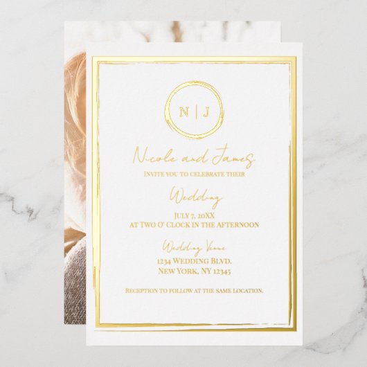 Trendy Border Gold Modern Glam Wedding Foto Folieneinladung (Vorderseite/Rückseite)