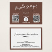 Trendy braune moderne Skript QR-Code Dank Karte (Vorne & Hinten)