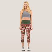 Trendy Burnt Amber Green Camouflage Capri Leggings (Vorderseite)