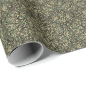 Trendy Camouflage Green Geschenkpapier (Rolleneckpunkt)