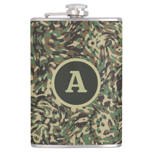 Trendy Camouflage Green Personalisiert Letter Flachmann (Vorderseite)
