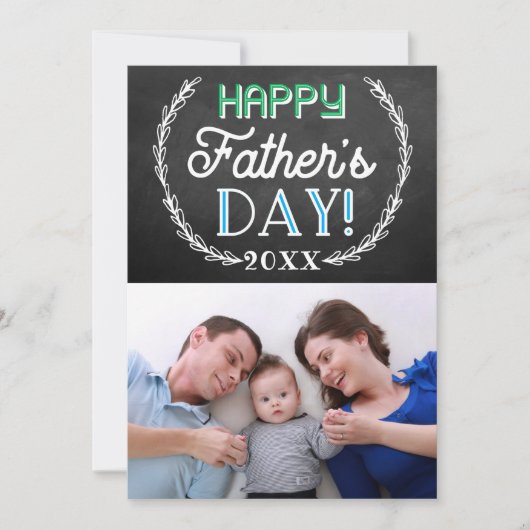 Trendy Chalkboard Custom Foto Vatertag Einladung (Vorderseite)