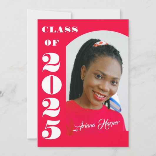 Trendy Chic Script Pink Class of 2025 Abschluss Ankündigung (Vorderseite)