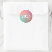 Trendy Class of 2024 Pink Gradient Abschluss Runder Aufkleber (Tasche)