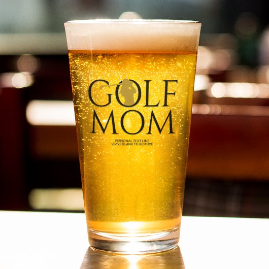 Trendy Cool "GOLF MAMA" Gold Pint Glas