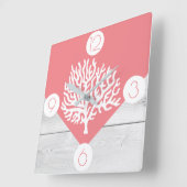 Trendy Coral Pink & White Holz Print Sea Coral Quadratische Wanduhr (Winkel)