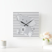 Trendy Elephant Monogram, grau-weiße Streifen Quadratische Wanduhr (Zuhause)